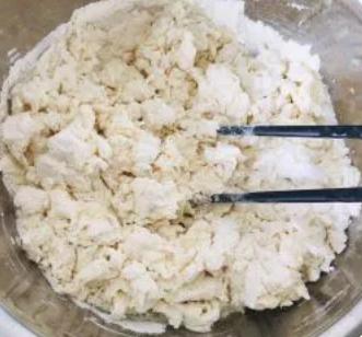 油条怎么做才能蓬松酥脆凉了不硬,家里油条怎样做才能蓬松酥脆