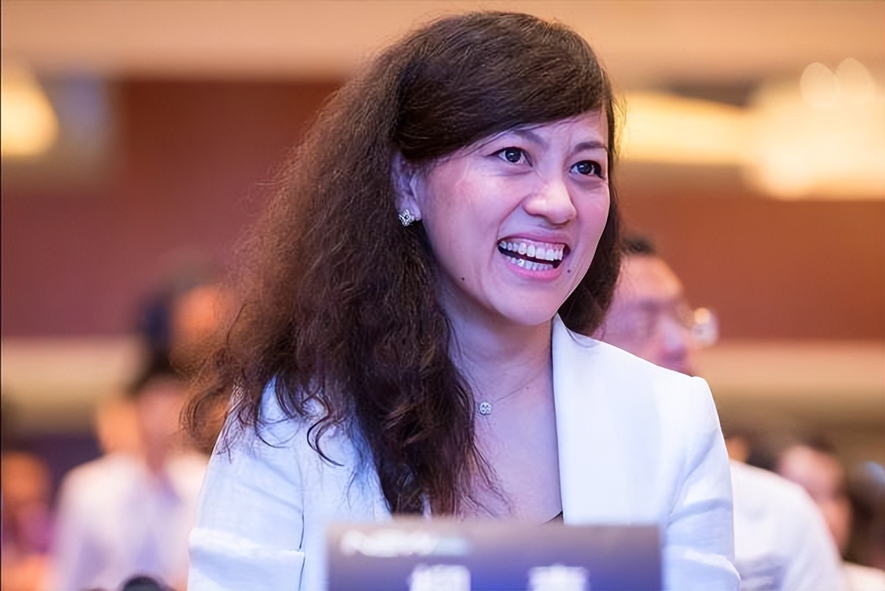 优秀白手起家的年轻富婆,从白手起家到世界500强的富婆