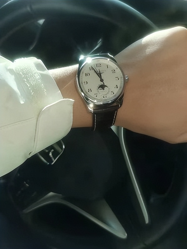 浪琴优雅系列自动机械女士腕表,浪琴腕表12800价格的是什么系列