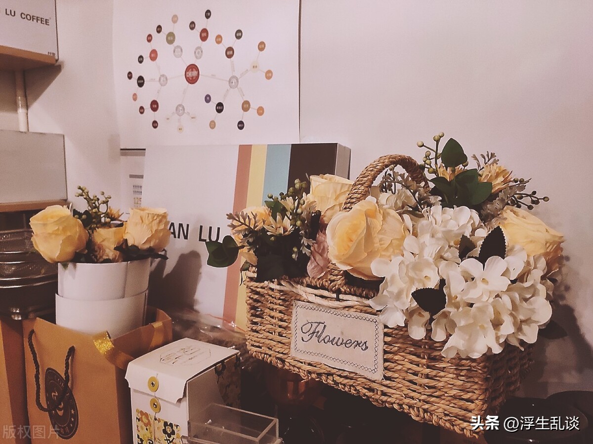 开心小众又高级的个性签名,个性签名高级小众有生活气息