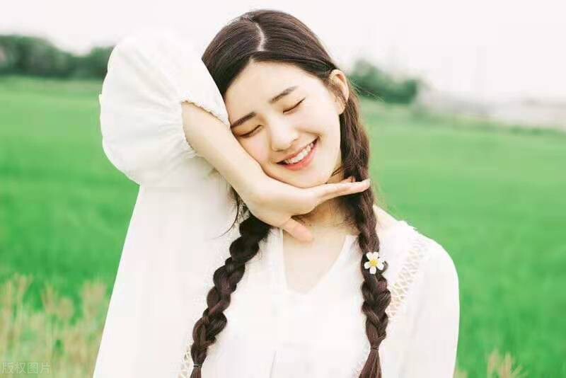 赵露思上海迪士尼同款包包,香奈儿包包菱格香芋紫赵露思