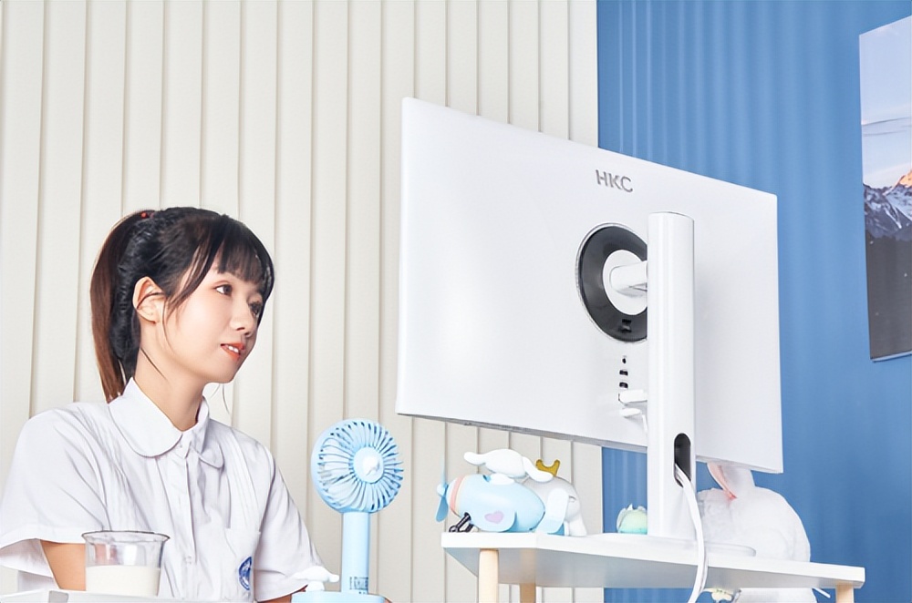 hkctg271q显示器值得买吗,hkctg271q显示器有180hz的吗