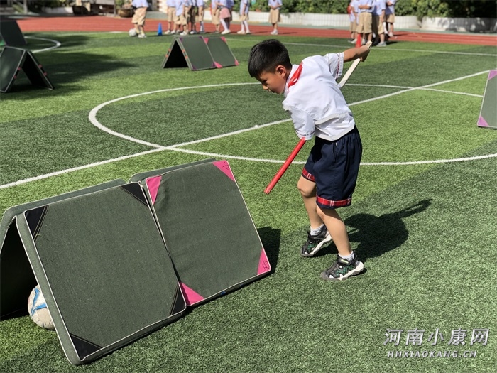 开封市西关小学足球比赛,开封县街小学2021年足球比赛