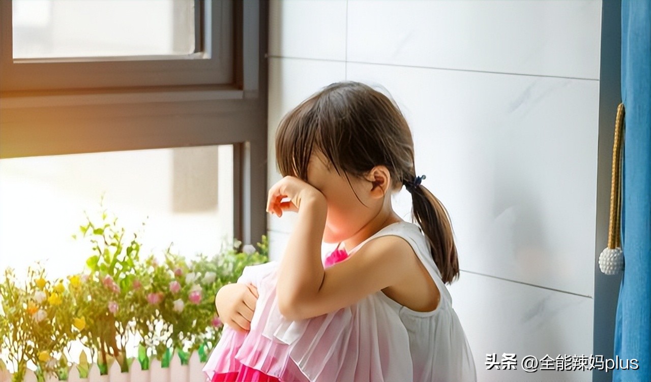 孩子几岁分房睡最好终于有答案了,怎么给孩子正确讲几岁分房睡最好