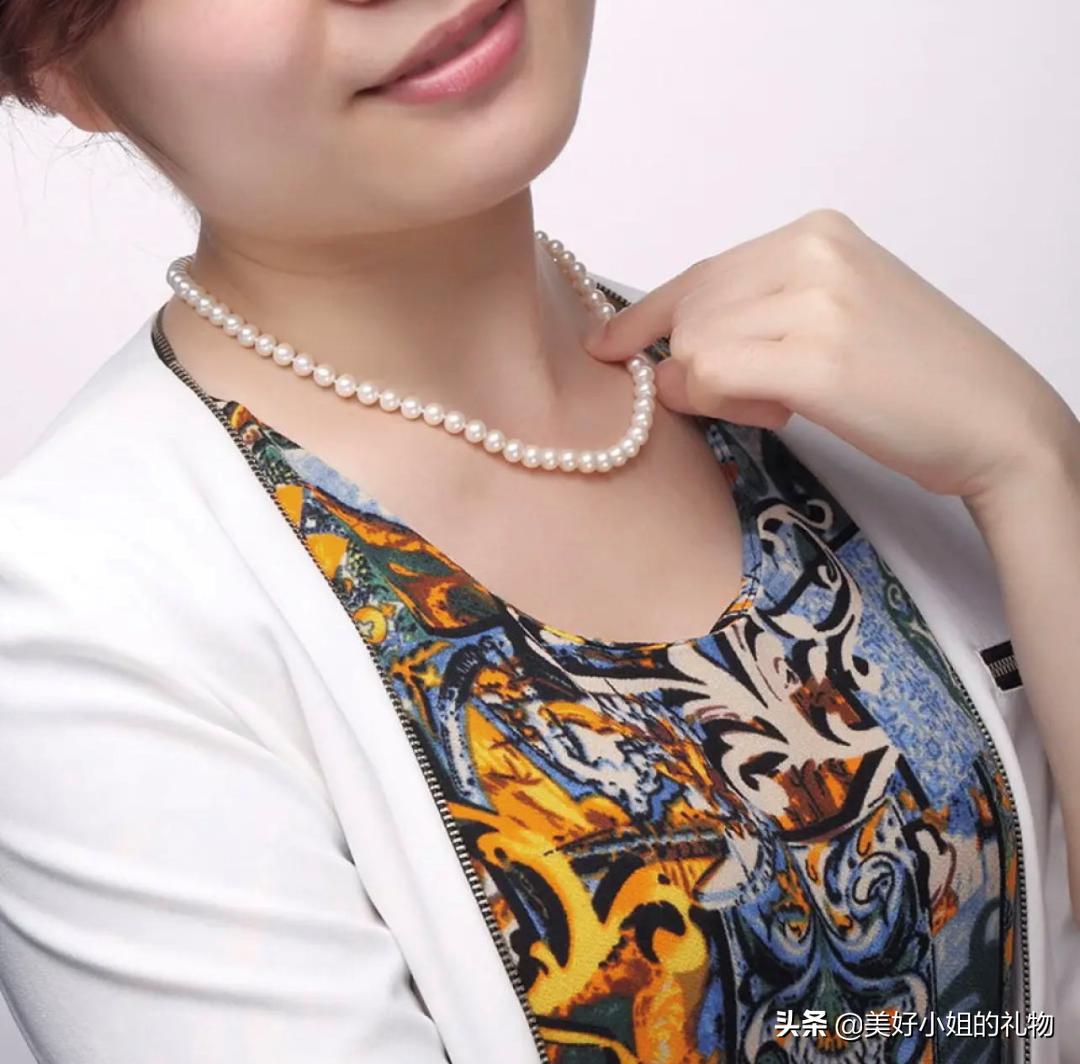 母亲节礼物项链黄金推荐,母亲节礼物排行榜前十名黄金饰品