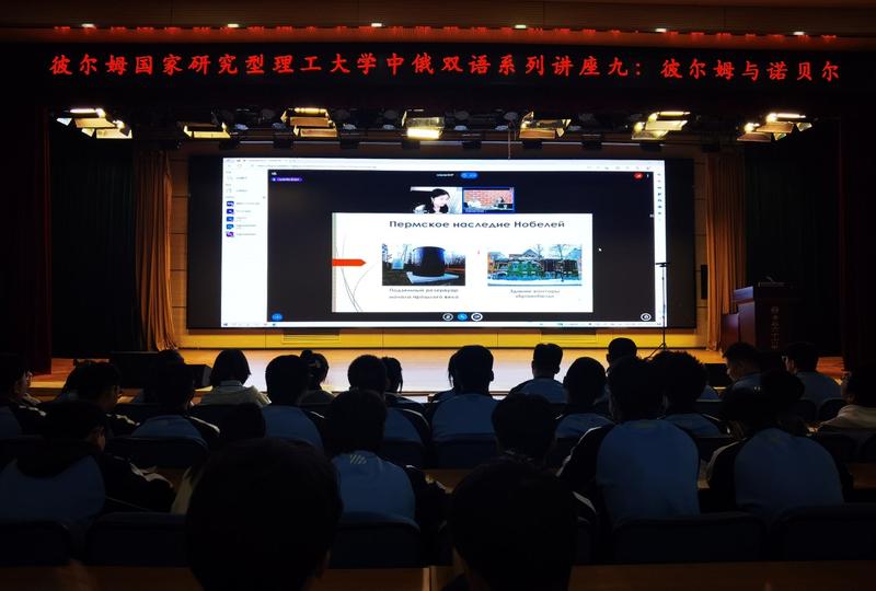 青岛66中教室啥样,青岛66中校园