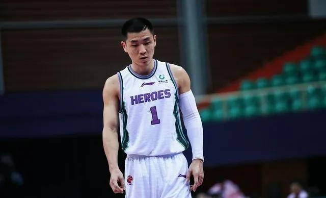 攻防兼备控球后卫,攻防一体的控球后卫