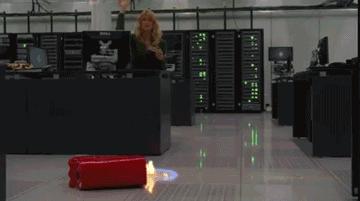 “灵媒”福克斯三姐妹的“花样”世界