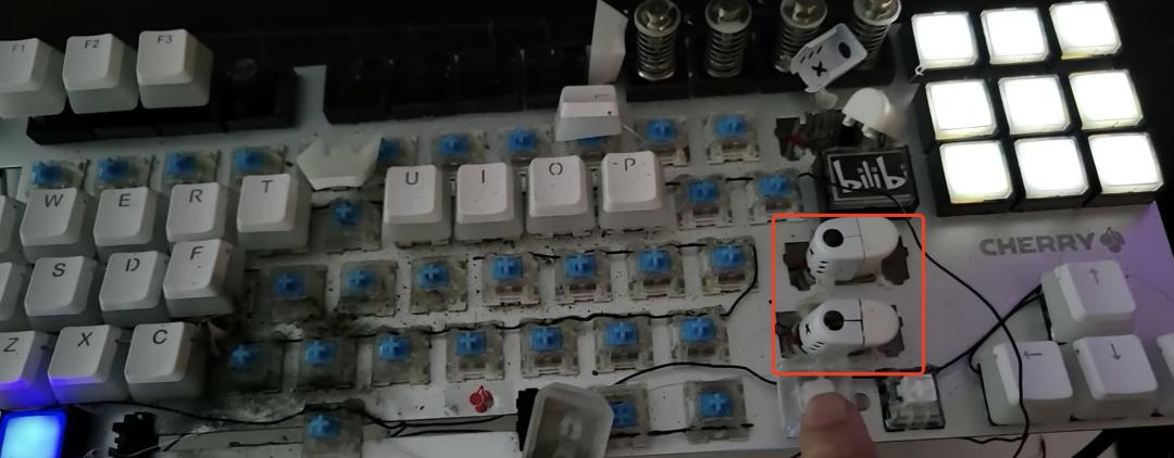 玩游戏玩到警察/*防队消**上门？到底是在玩什么？