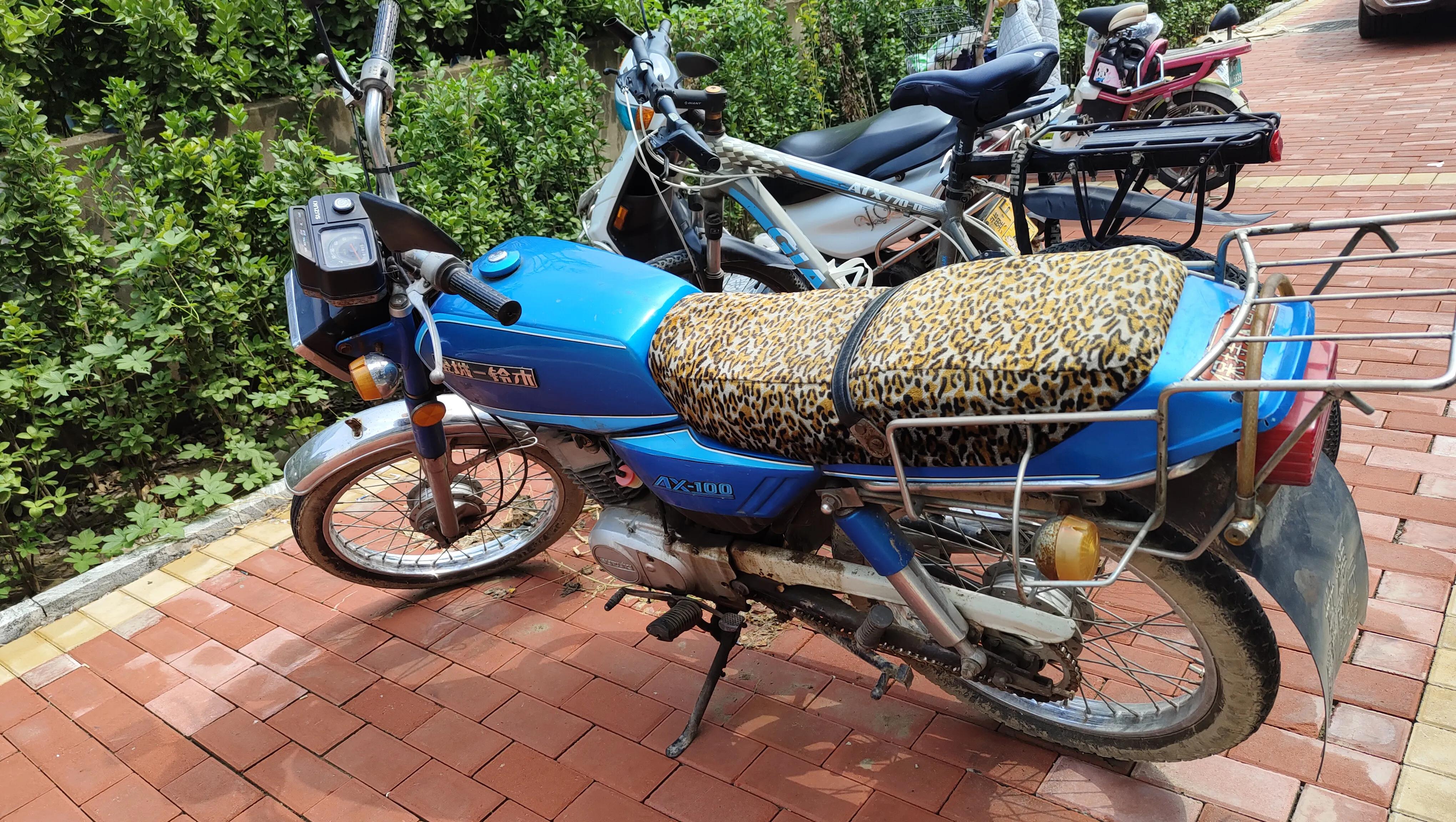 零几年代的经典怀旧摩托车,80年代90年代中国经典摩托车