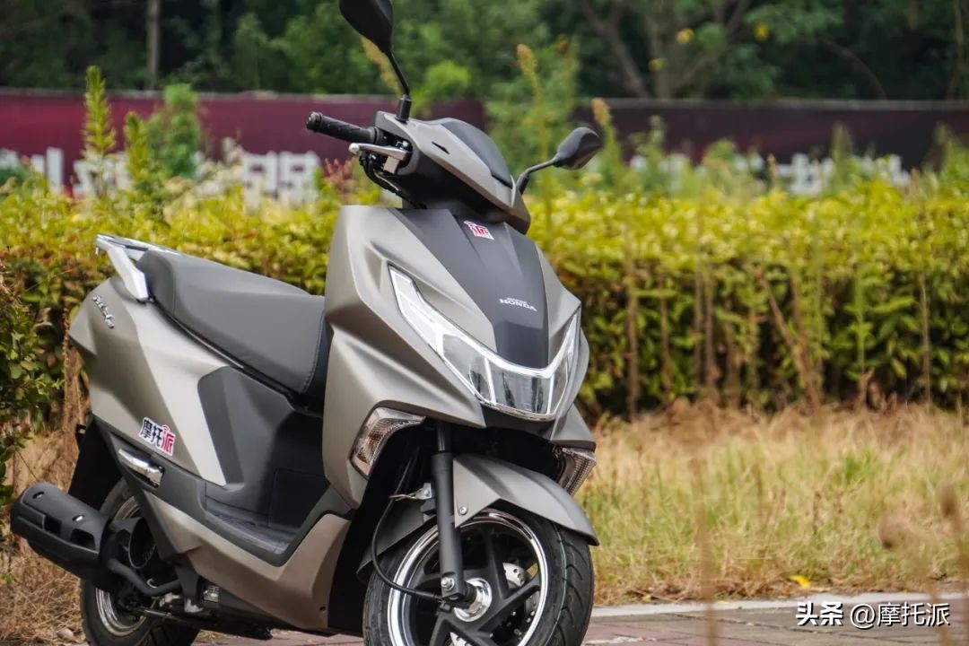 五羊本田ncr125与裂行星际版对比,五羊本田ncr125和豪爵翼爽afr125