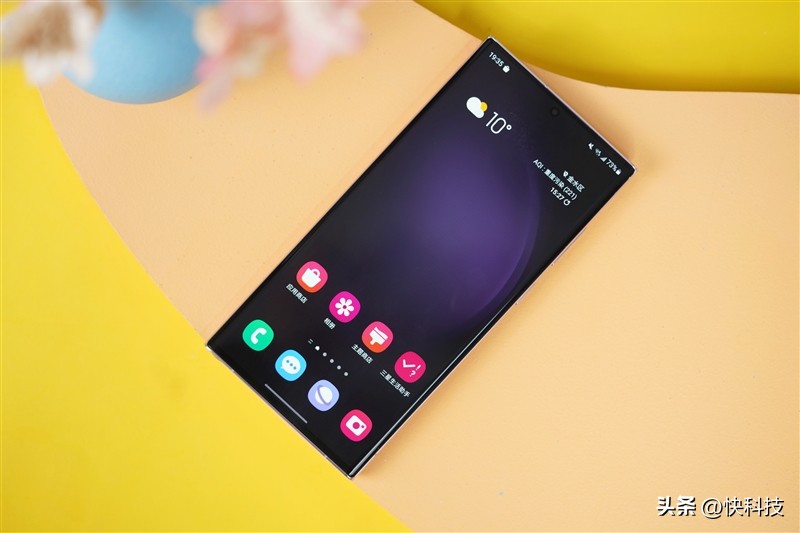 三星galaxys22超大杯,三星galaxys23ultra湖屿蓝评测