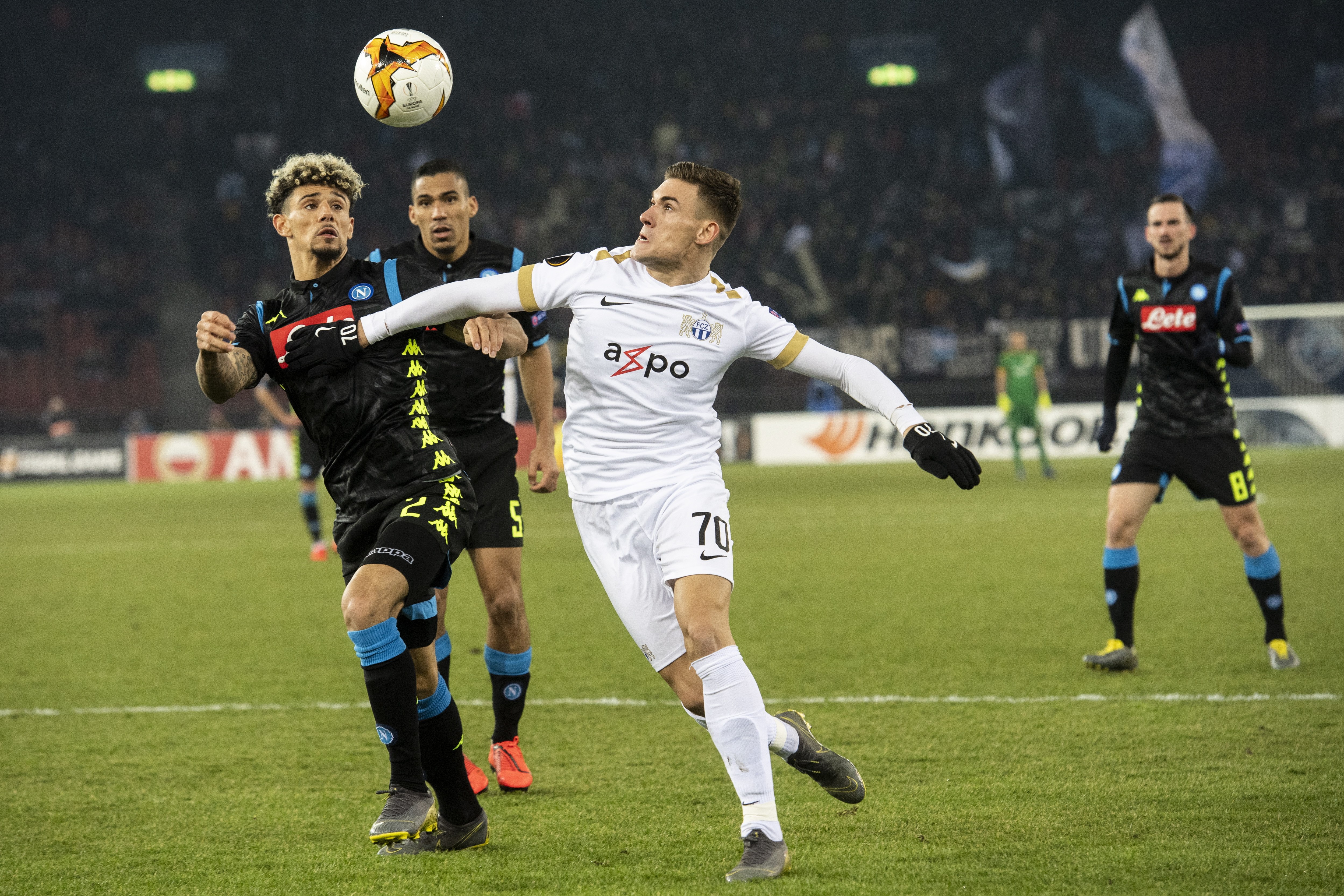 欧冠联赛,苏黎世VS卡拉巴赫,苏黎世望尘莫及,卡拉巴赫三*用军**命