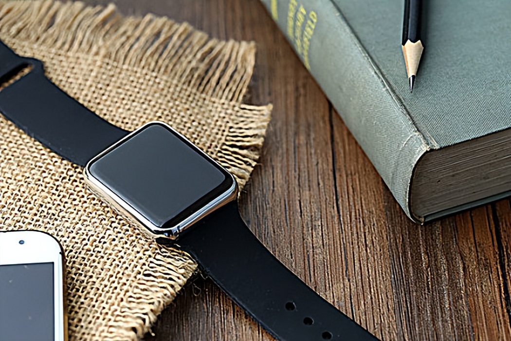 智能手表是鸡肋还是刚需？