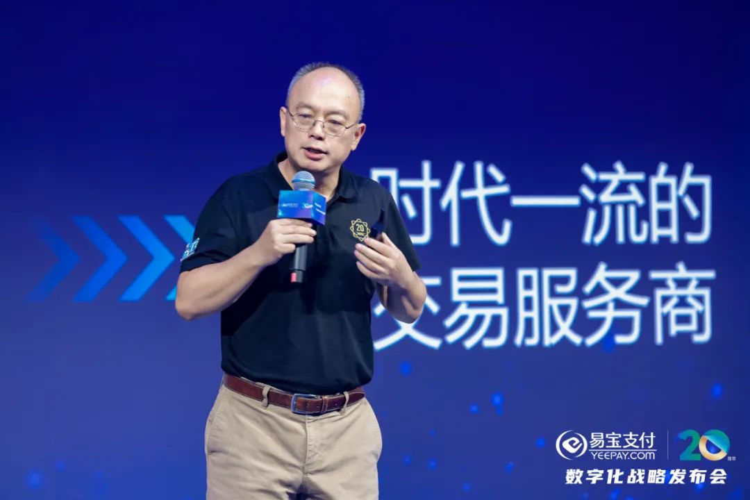 浠栫敤姣忓紶闈㈠瓟璁茶堪鐪熷疄鏁呬簨,浠栫敤鐓х墖璁板綍宸ㄥ彉