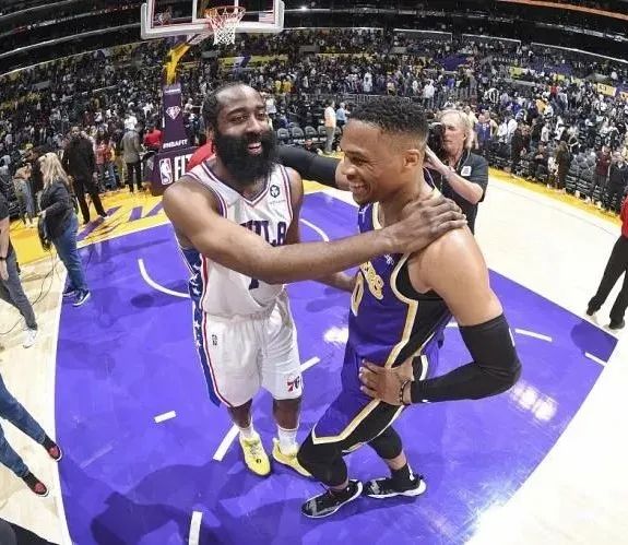 吐槽国足精彩片段,逗妹吐槽视频