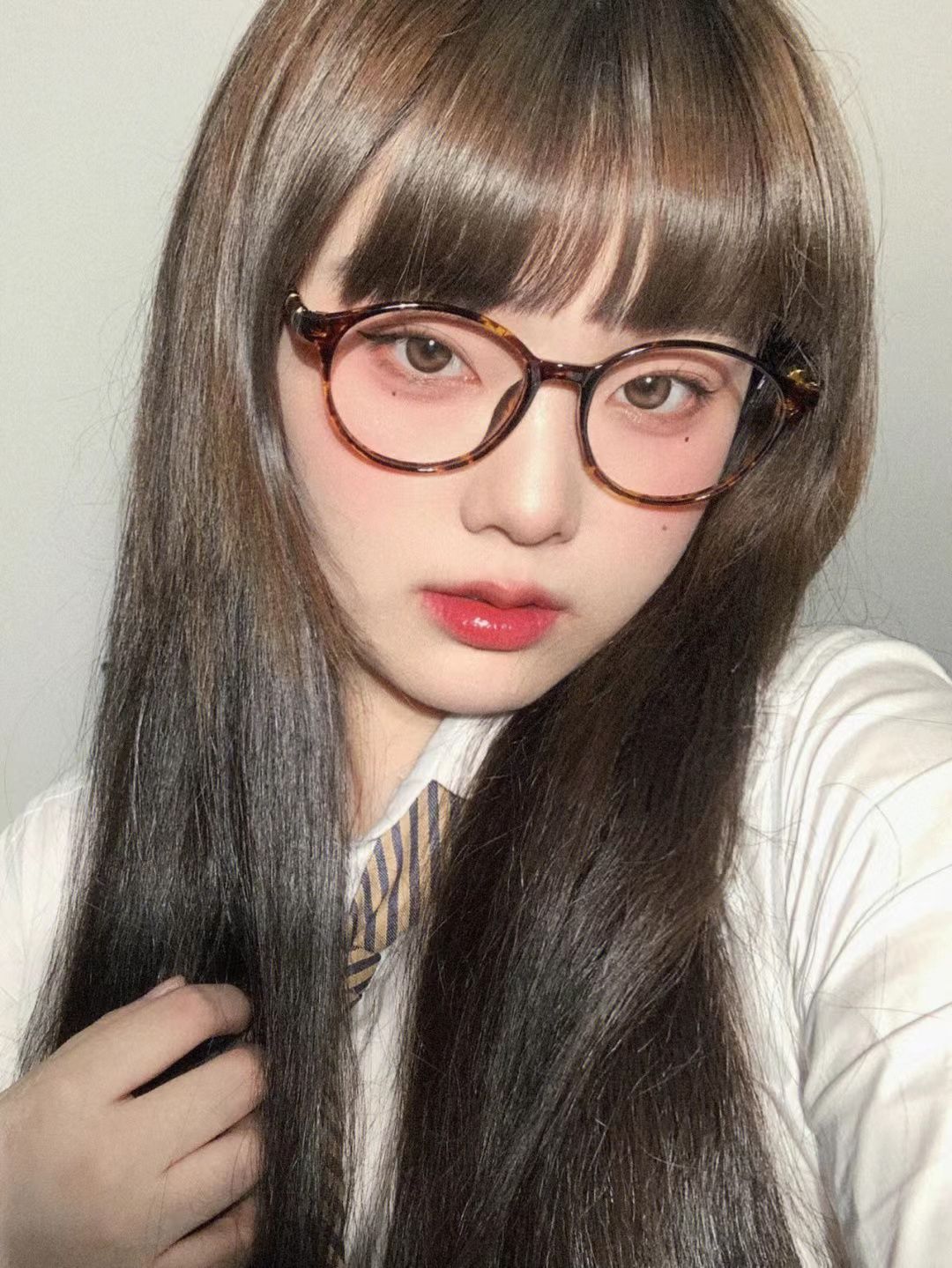 最近脸上反反复复长痘痘如何调理,青春期脸上长痘痘反反复复