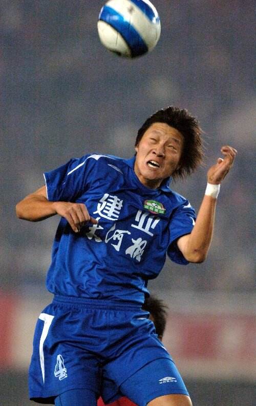 赵鹏为什么能踢中卫,赵鹏都在踢中卫