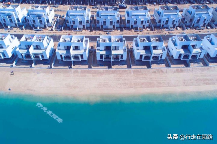 中东小国的福利：月入4万算是困难户，出生就送100平房子