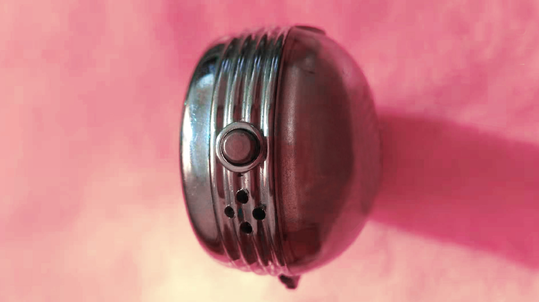 插上7号电池就能用，体验一款二手国产MP3，经典造型勾起青春回忆