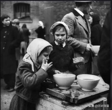 46年毛岸英回国，问父亲认不认识赤英，毛主席听后立即派人喊*德朱**