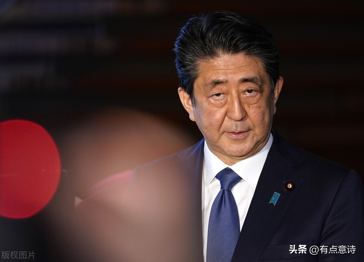 2022年逝去的14位名人,2021年离开的5位名人