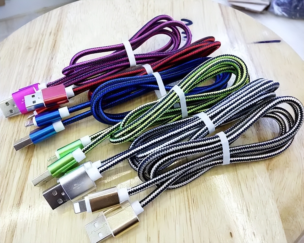 手机原来充电快现在慢了怎么回事,手机充电慢不增反减怎么办