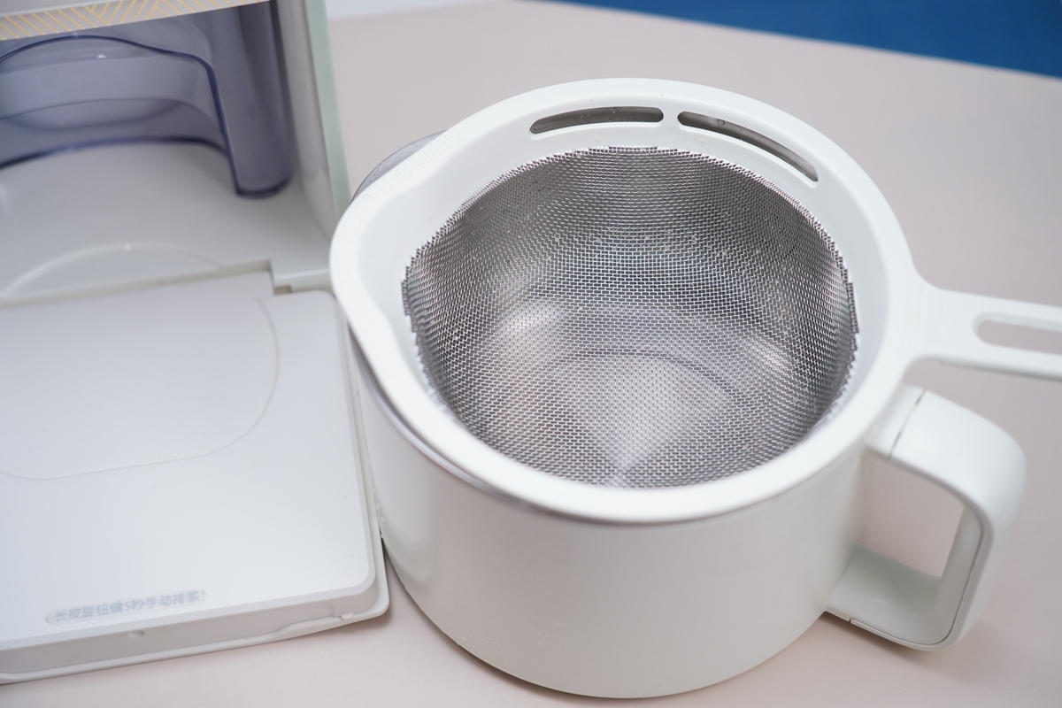 九阳免洗豆浆机最新款怎么做豆浆,九阳不用手洗豆浆机可以做豆腐吗