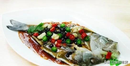 清蒸海鲈鱼用河鱼还是海鱼好,海鱼鲈鱼最好吃的做法