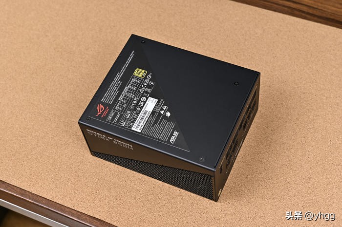 黑金全塔海景房——ROGZ790HERO+4080猛禽+追风者NV7装机展示