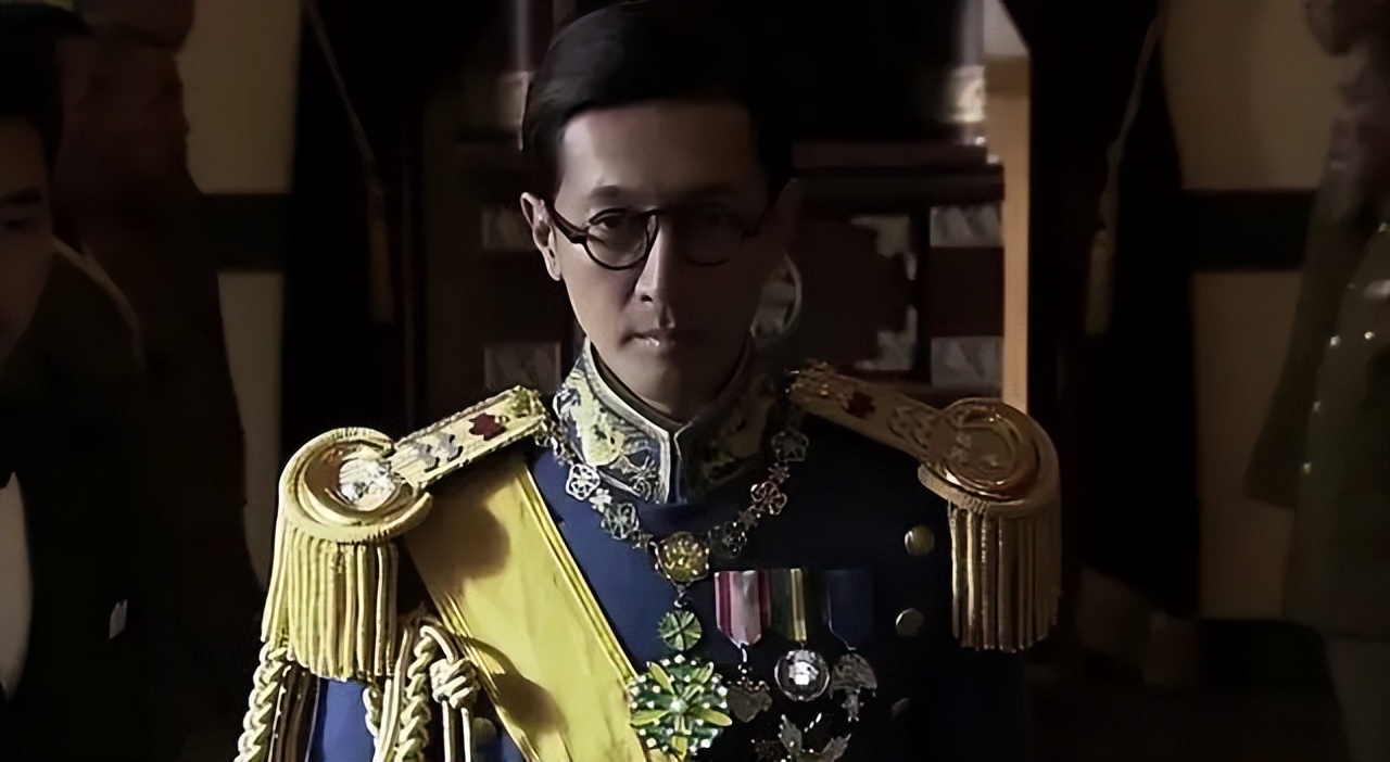 溥仪：从皇帝到普通人，一个传统文化与现代文明相互碰撞的故事