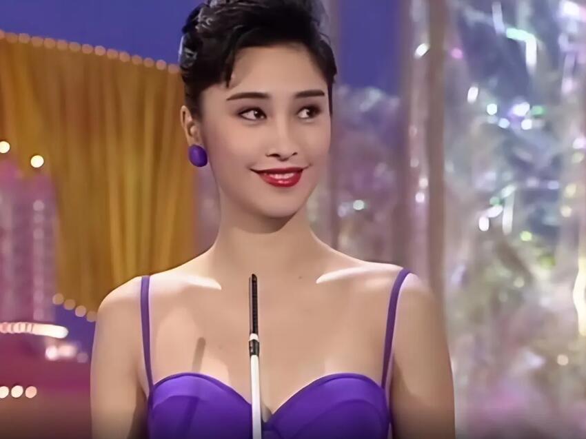 最新各届港姐冠军,去年港姐有哪位星二代参加