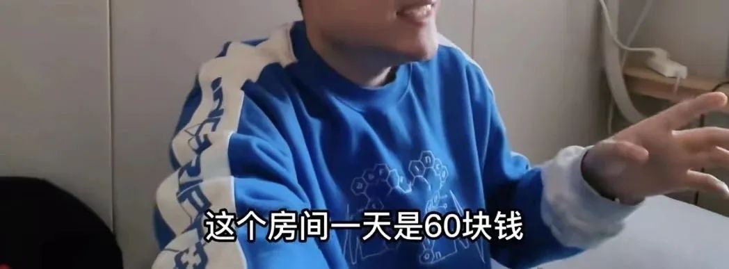 “放在卫生间里的床”冲上热搜，堪称当代现实恐怖故事