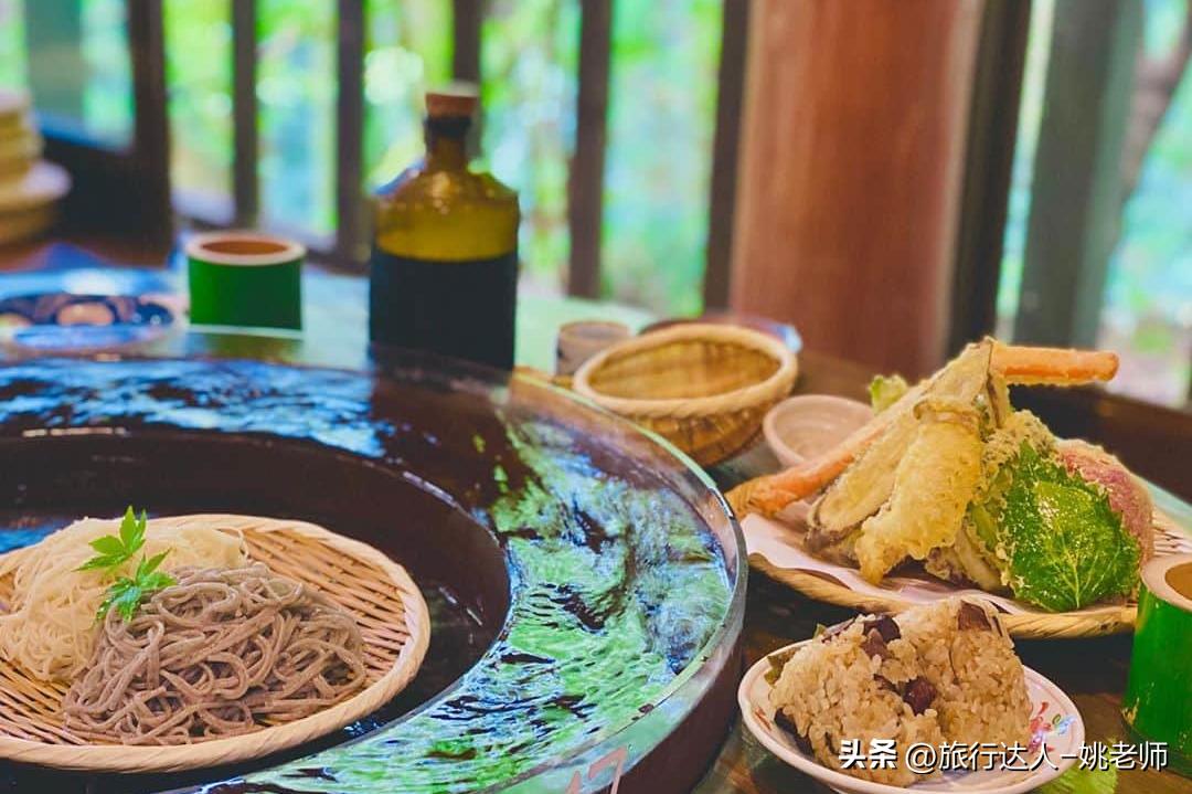日本冰雪温泉之旅,迎着飞雪泡温泉日本冬季小众游