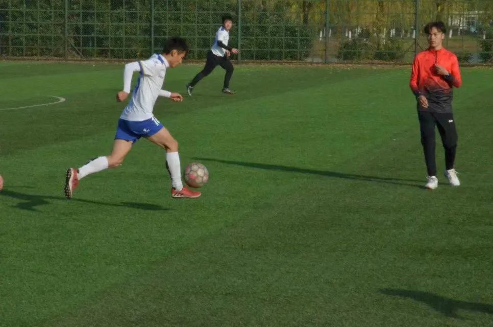 足球少年|西外苟旭辉:狗哥,捡下球