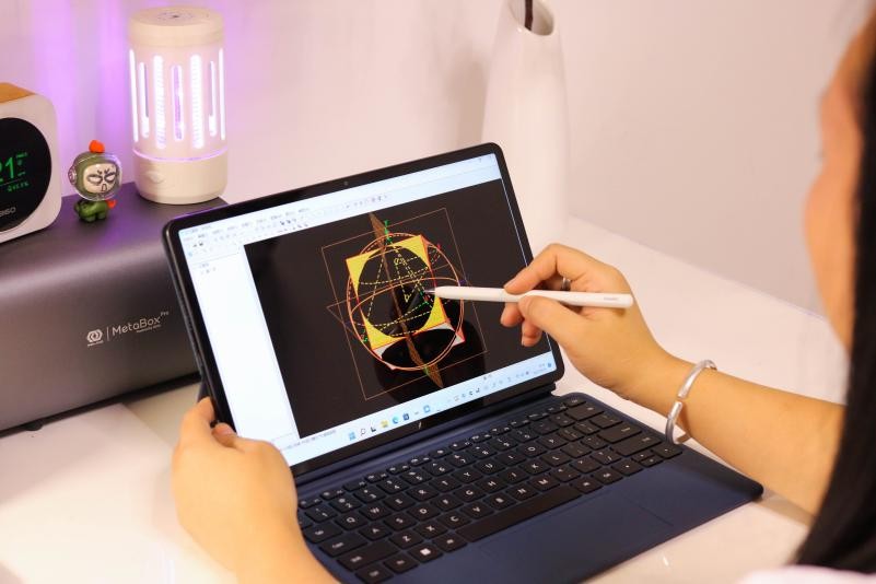 鍗庝负matebooke涓巑atepadpro12.6,鍗庝负huaweimatebooke12.6鑻卞