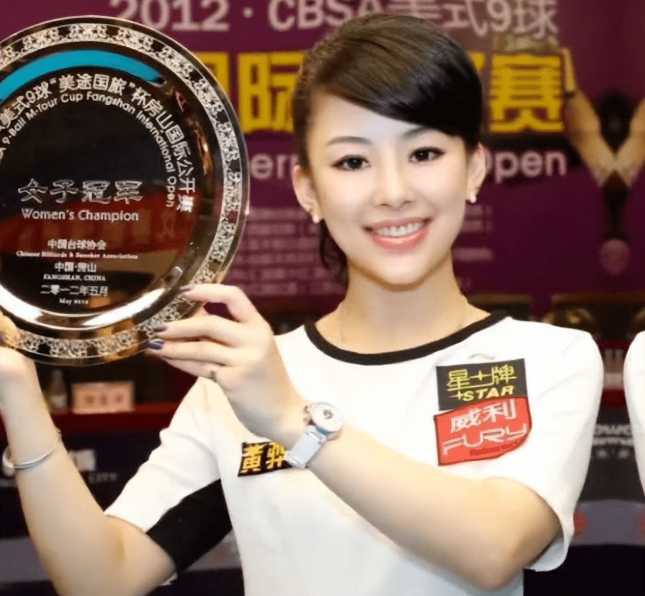 九球天后潘晓婷为何至今单身,九球冠军潘晓婷有几任丈夫