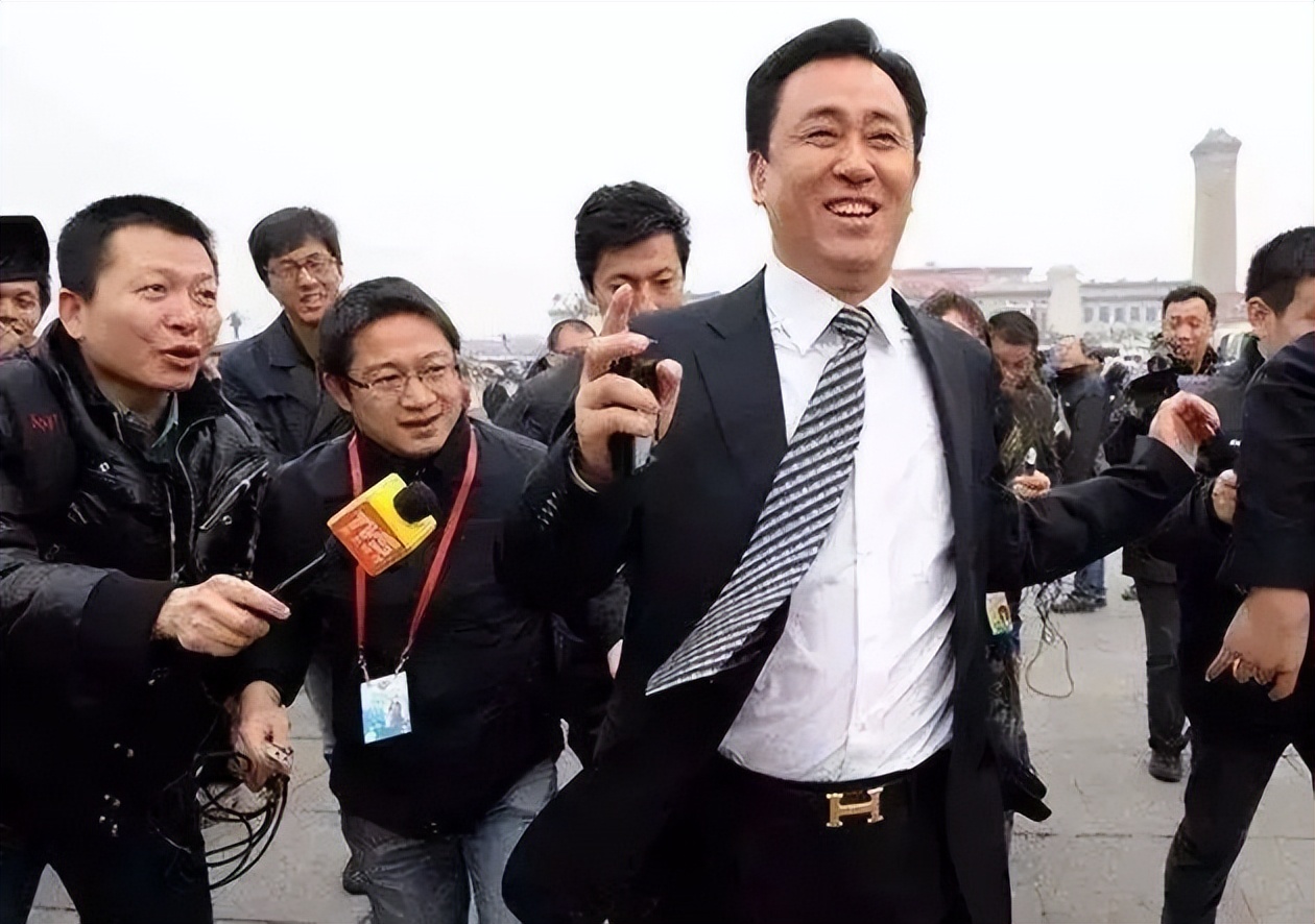 许家印老房子的一副对联,许家印对联花开富贵