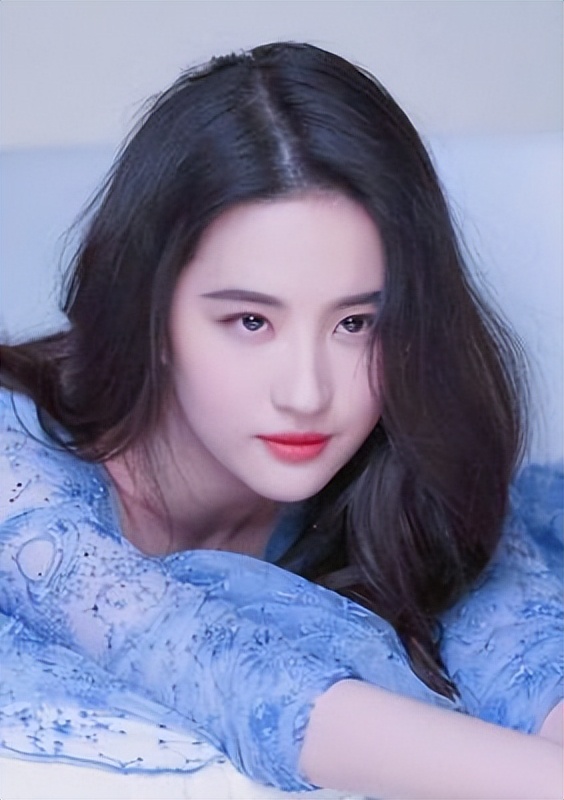 易建联老婆荆灵个人简介,易建联和荆灵爱情故事