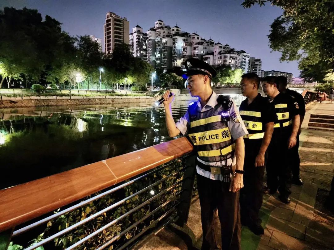 【夏季治安打击整治“百日行动”】福建福州公安持续开展夏夜治安巡查宣防集中统一行动