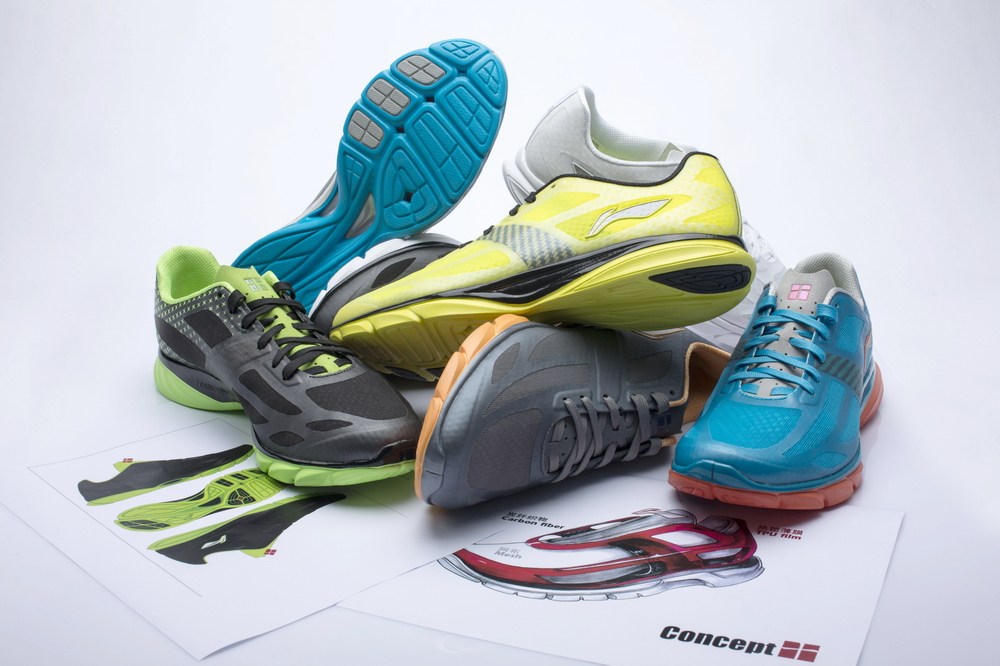 李宁gforce9000extrastrong,李宁超轻篮球鞋哪代最好