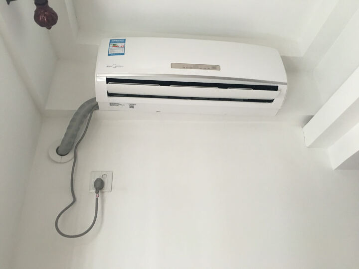 家里潮湿开热空调还是冷空调除湿,小米空调除湿70%和40%哪个效果好