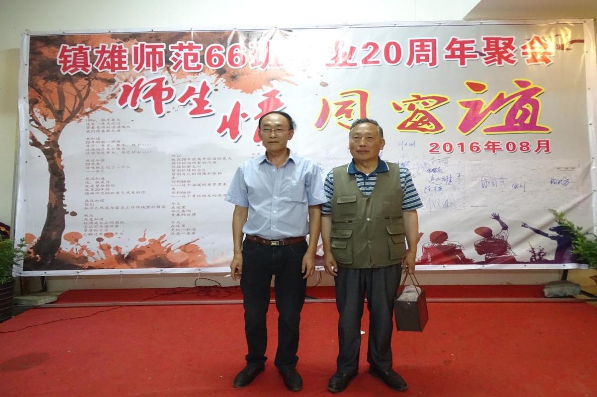 忆起那些年：师范母校，梧桐花开