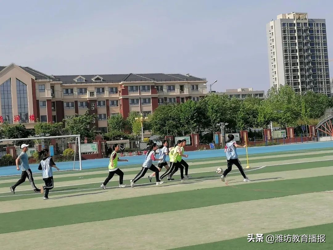 昌邑市实验中学足球赛,吉林省吉林市昌邑区实验学校足球