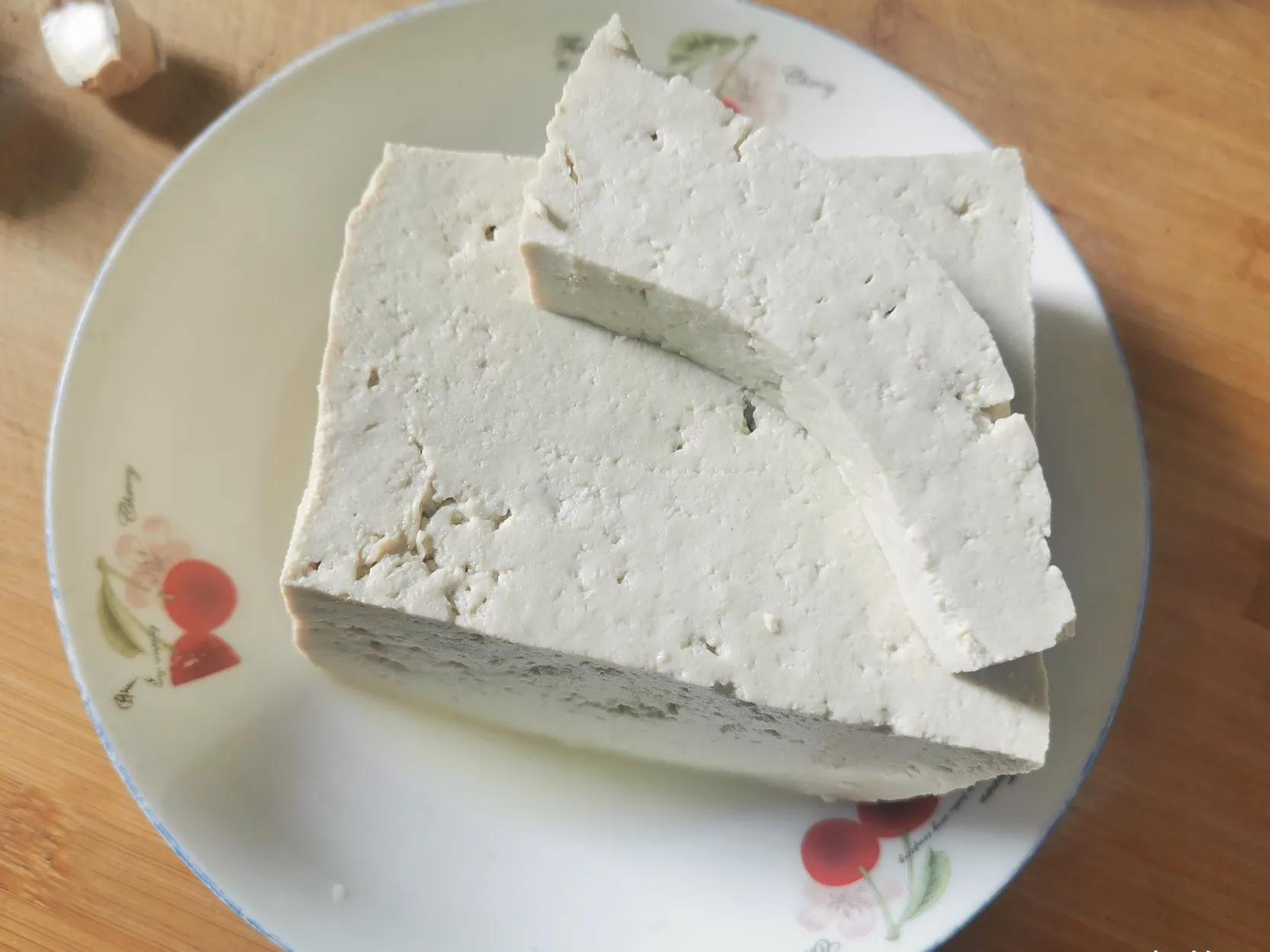 苏北美食豆腐卷,苏北早点热豆腐