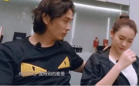 “被小三”的戚薇，背锅8年不坑声，她的聪明你想不到