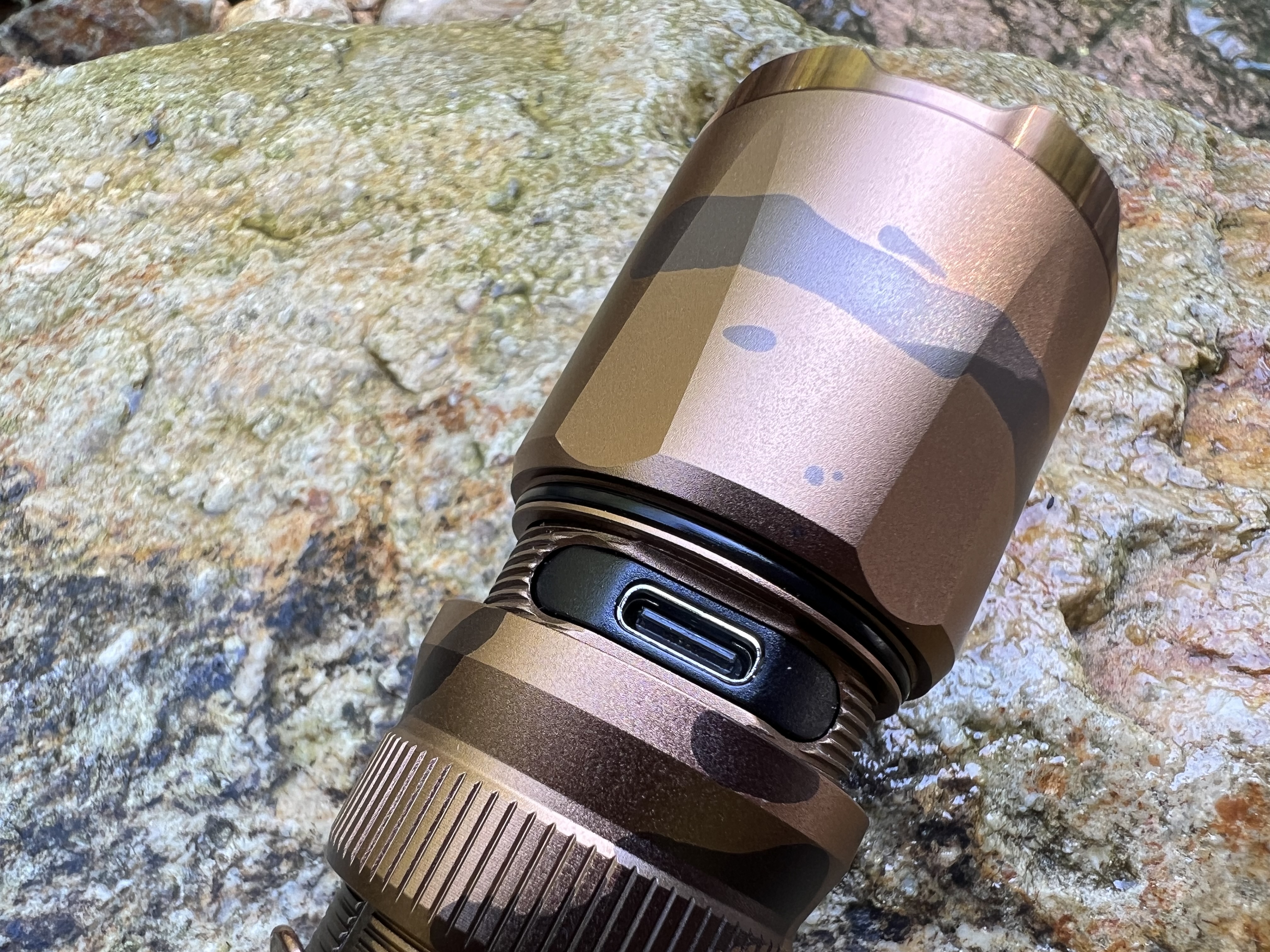 fenix手电测评tk35,fenixtk20uev2.0战术手电