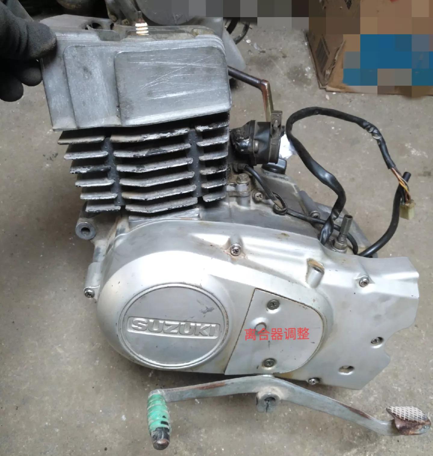 金城铃木ax100和金城100的区别,铃木ax100摩托车爆发力好吗