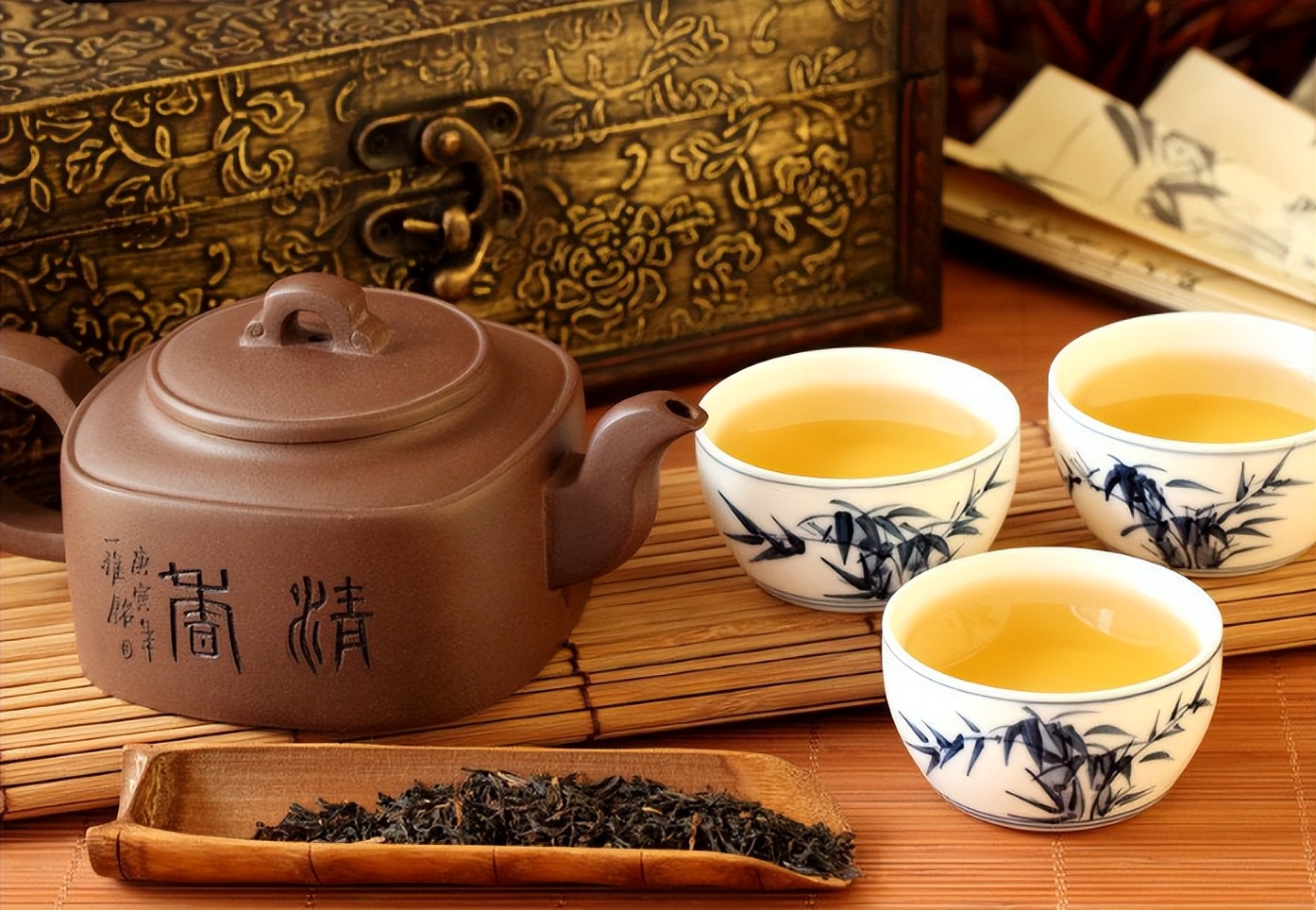 女人注意养生一年四季喝什么茶,秋季中年女性喝什么茶最养生