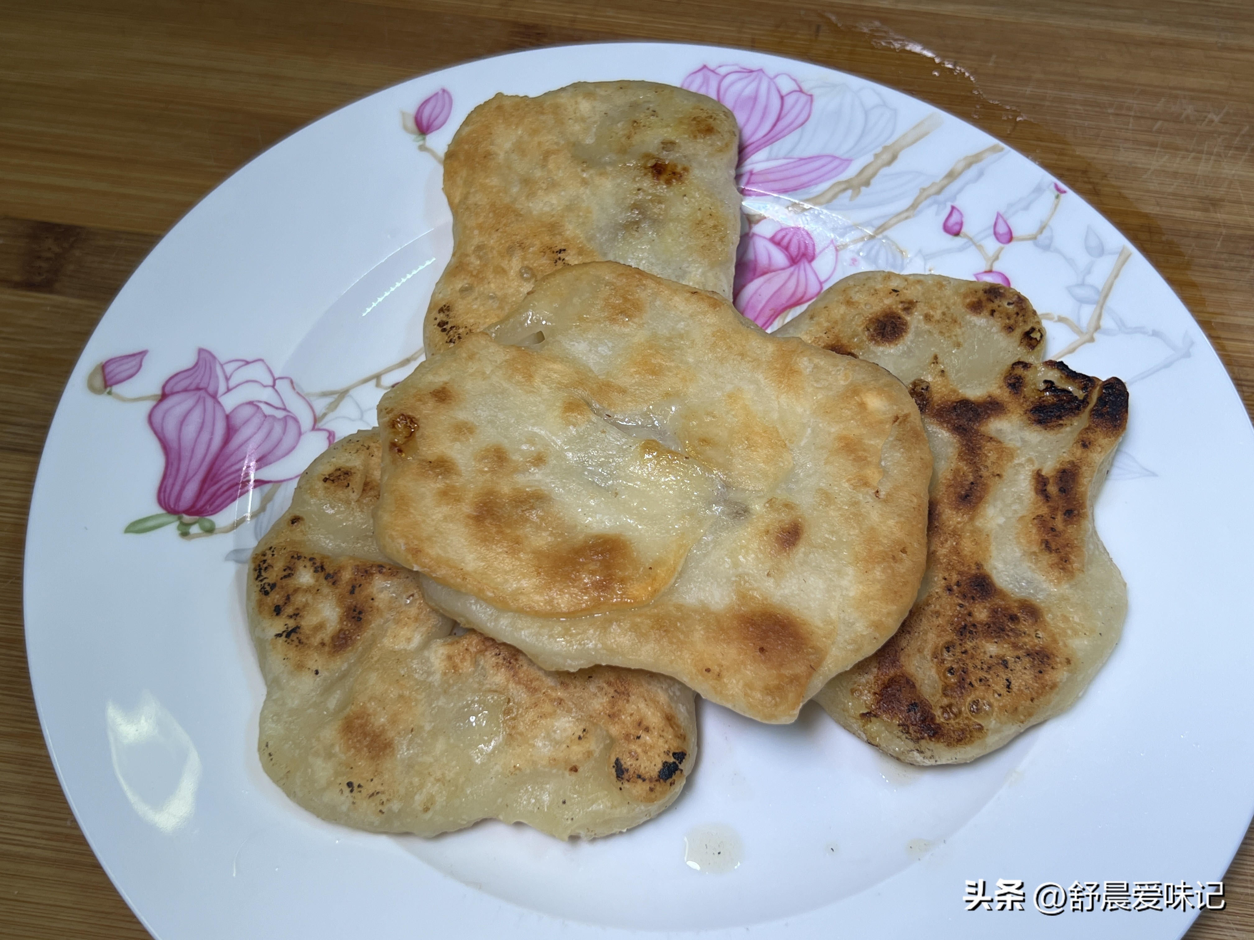 一根香蕉松饼的做法,一根香蕉超简单做美食